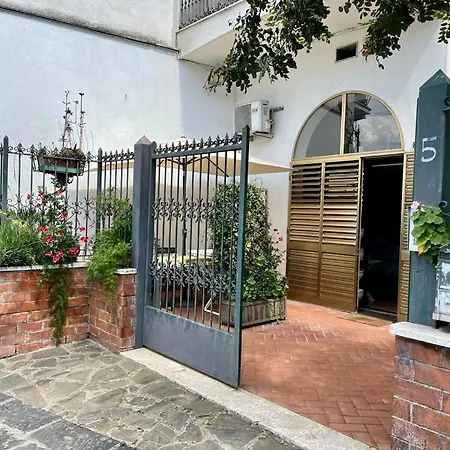 Casa Violante * ויקו אקוונסה